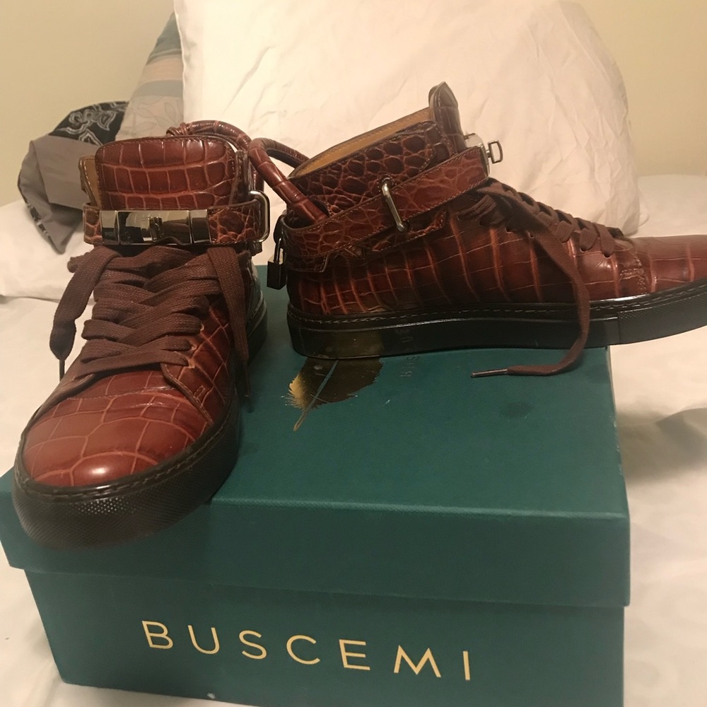 Buscemi - Picture 3 of 5